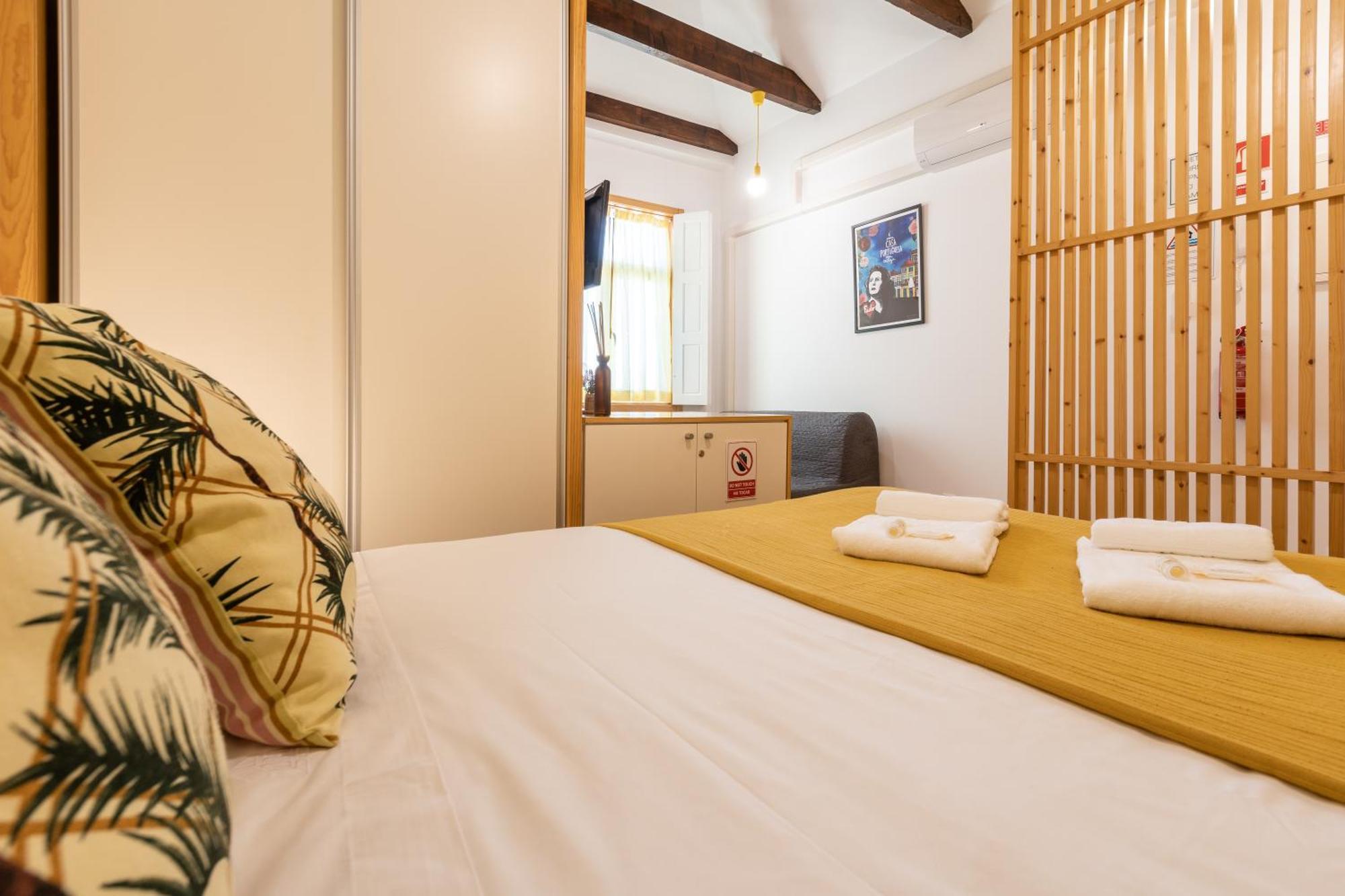 731 Costa Cabral Metro Residence Порто Стая снимка